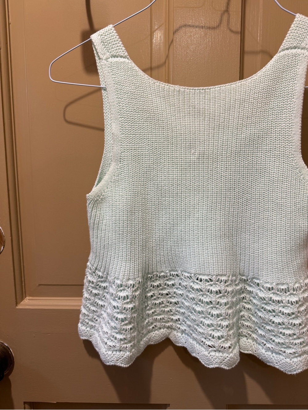 525 sweater tank in light mint green